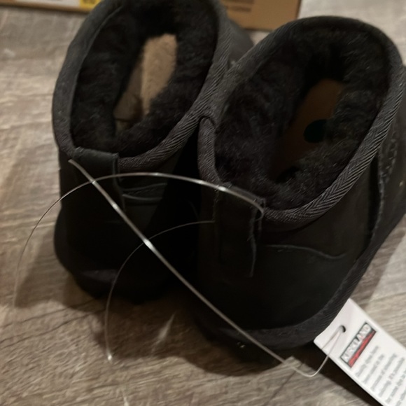 Kirkland Kid’s shearling Ankle boots - Picture 3 of 6